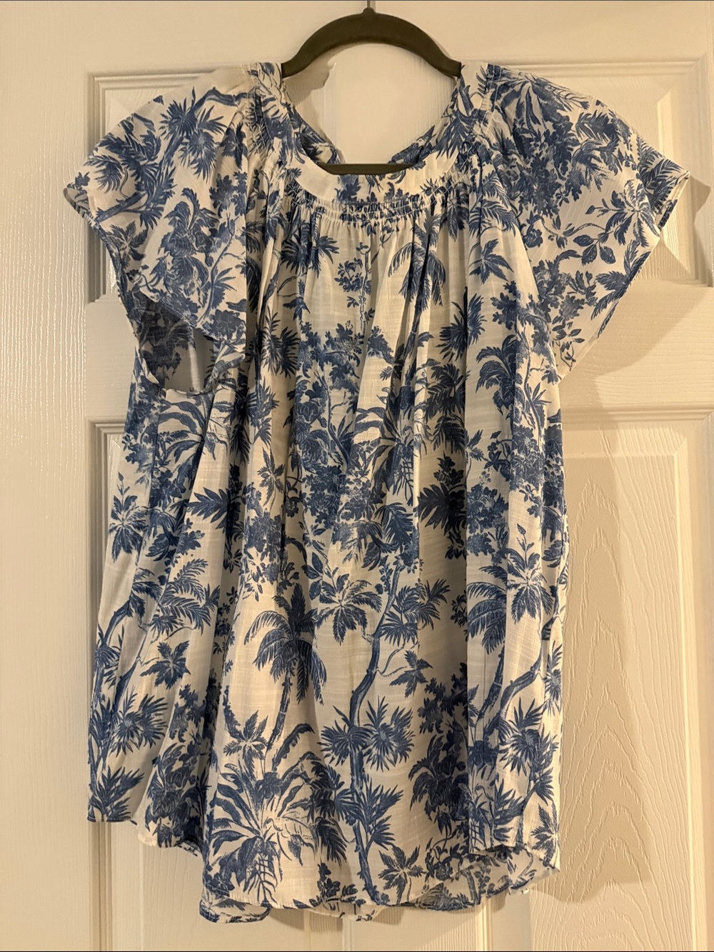 LC Lauren Conrad Blue and White Tropical Print Blouse